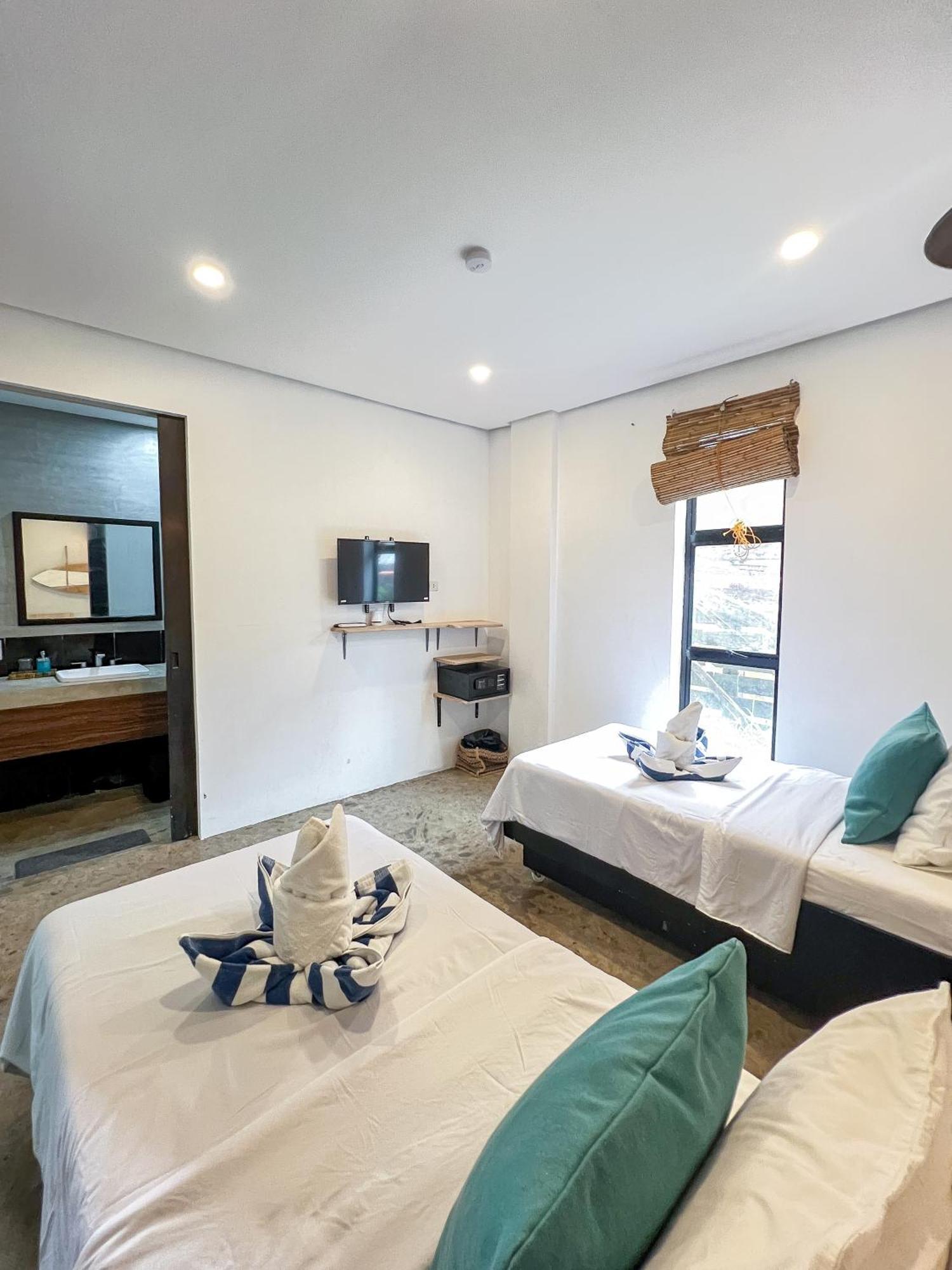 Siargao Bed And Brewery Hotel เจเนอรัลลูนา ภายนอก รูปภาพ
