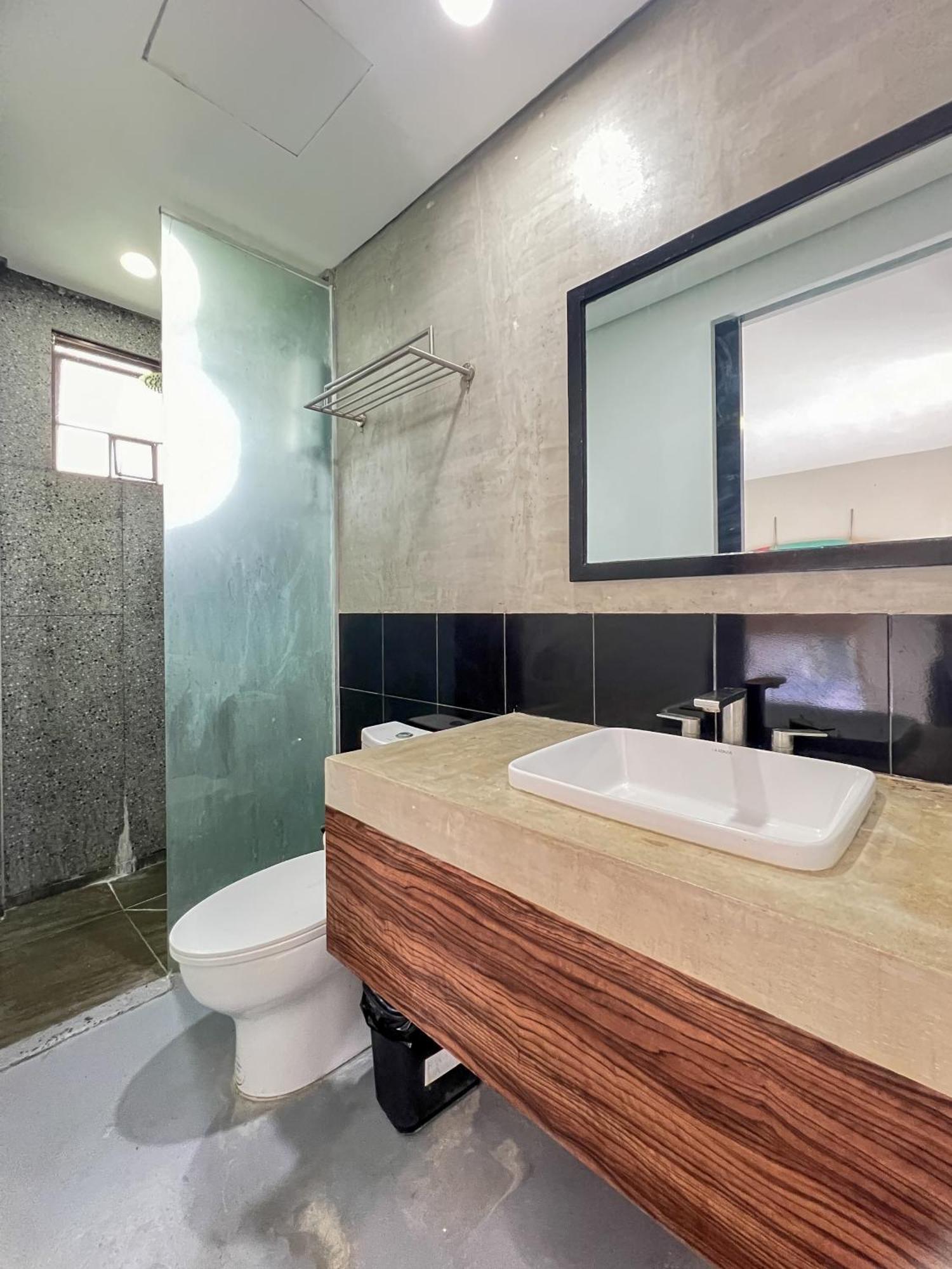 Siargao Bed And Brewery Hotel เจเนอรัลลูนา ภายนอก รูปภาพ