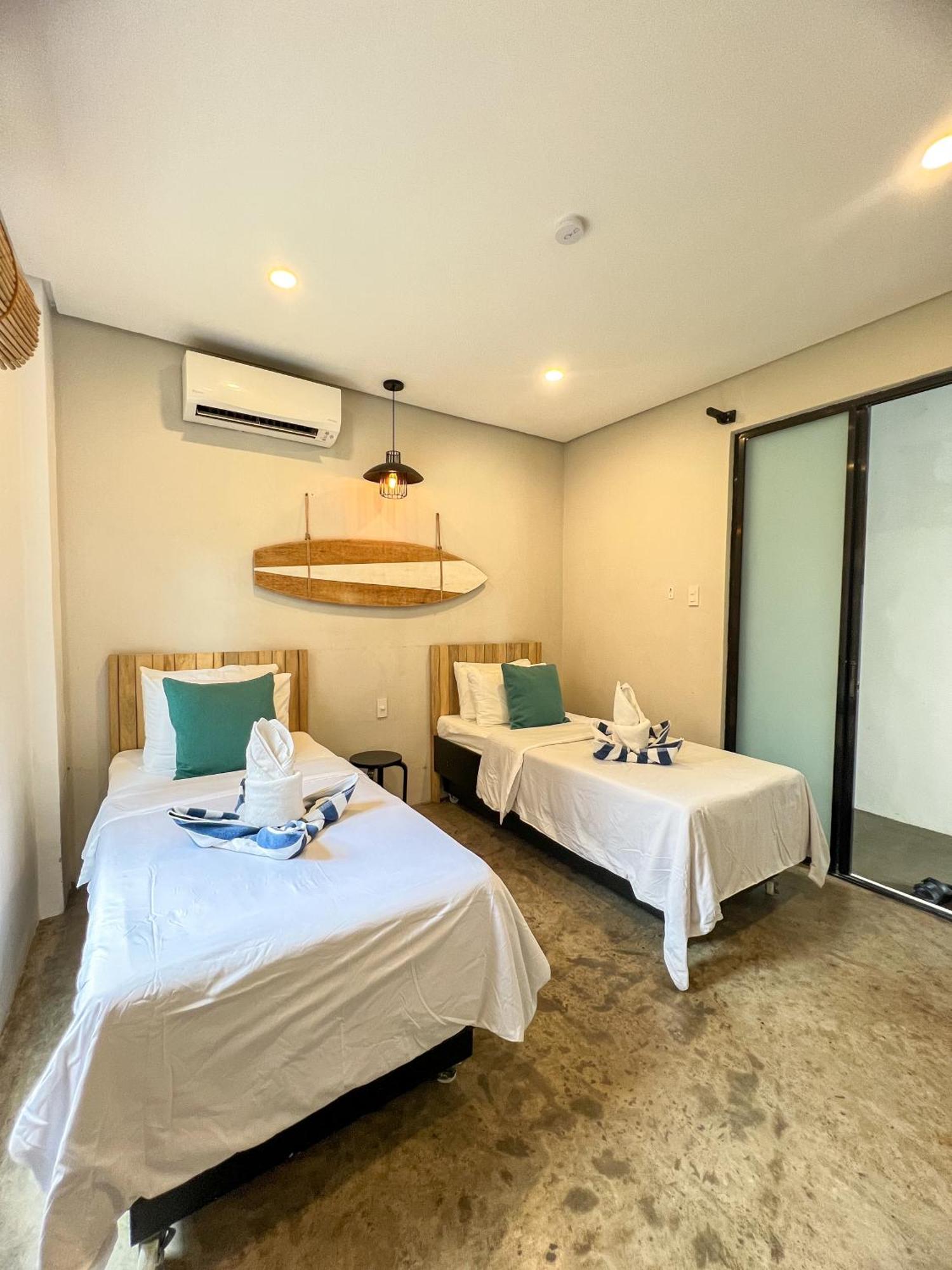 Siargao Bed And Brewery Hotel เจเนอรัลลูนา ภายนอก รูปภาพ