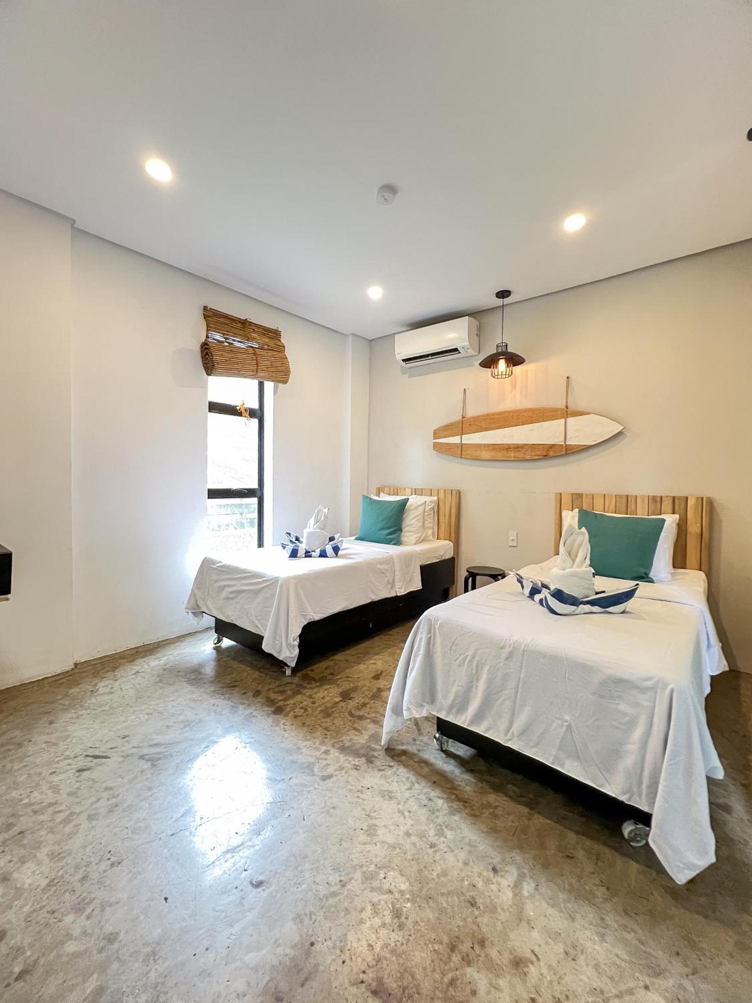 Siargao Bed And Brewery Hotel เจเนอรัลลูนา ภายนอก รูปภาพ