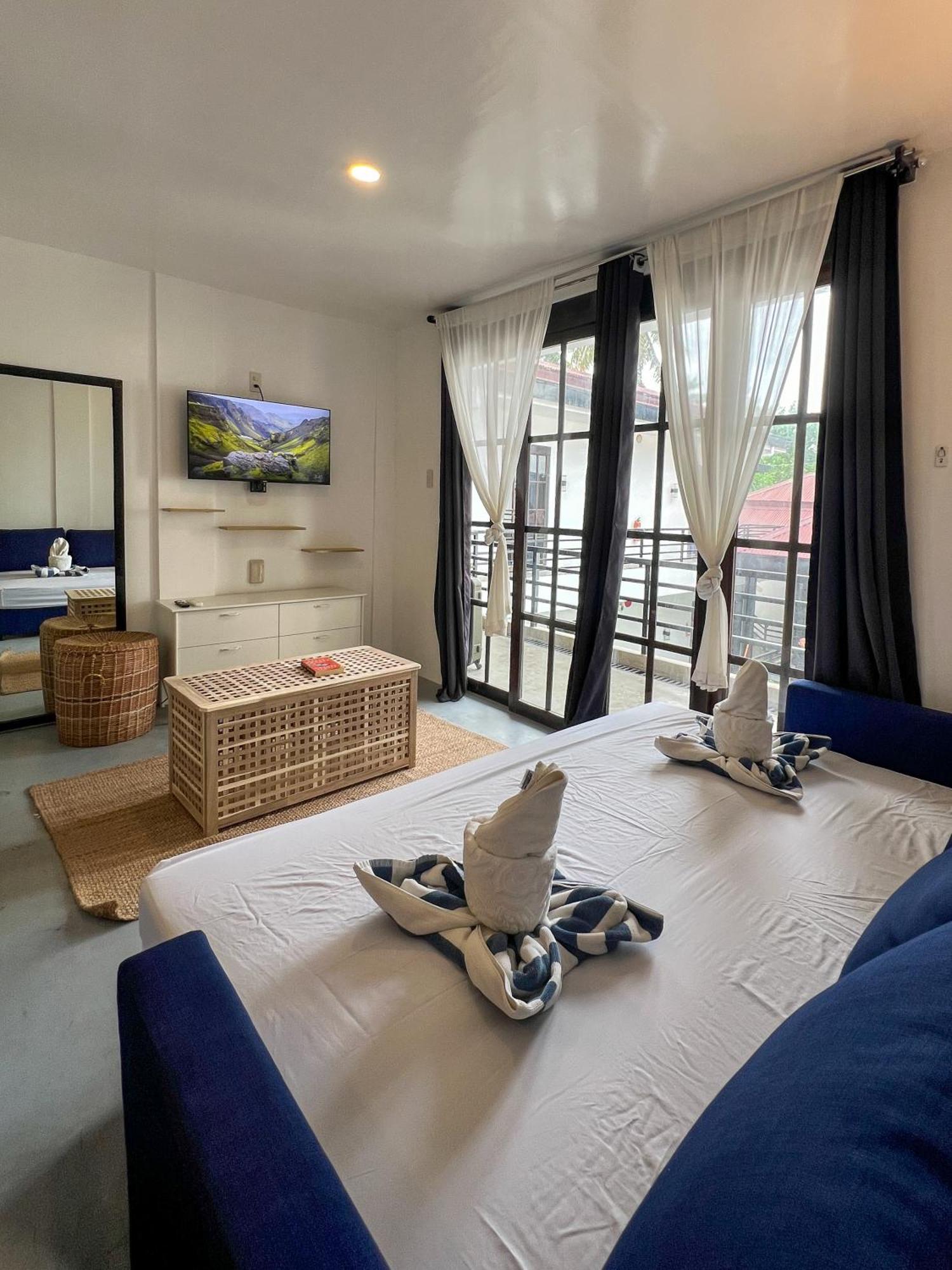 Siargao Bed And Brewery Hotel เจเนอรัลลูนา ภายนอก รูปภาพ